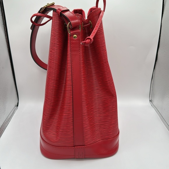 LV🎡Every $100 spent 1/15-1/24 Louis Vuitton Noe GM Red - Picture 3 of 11